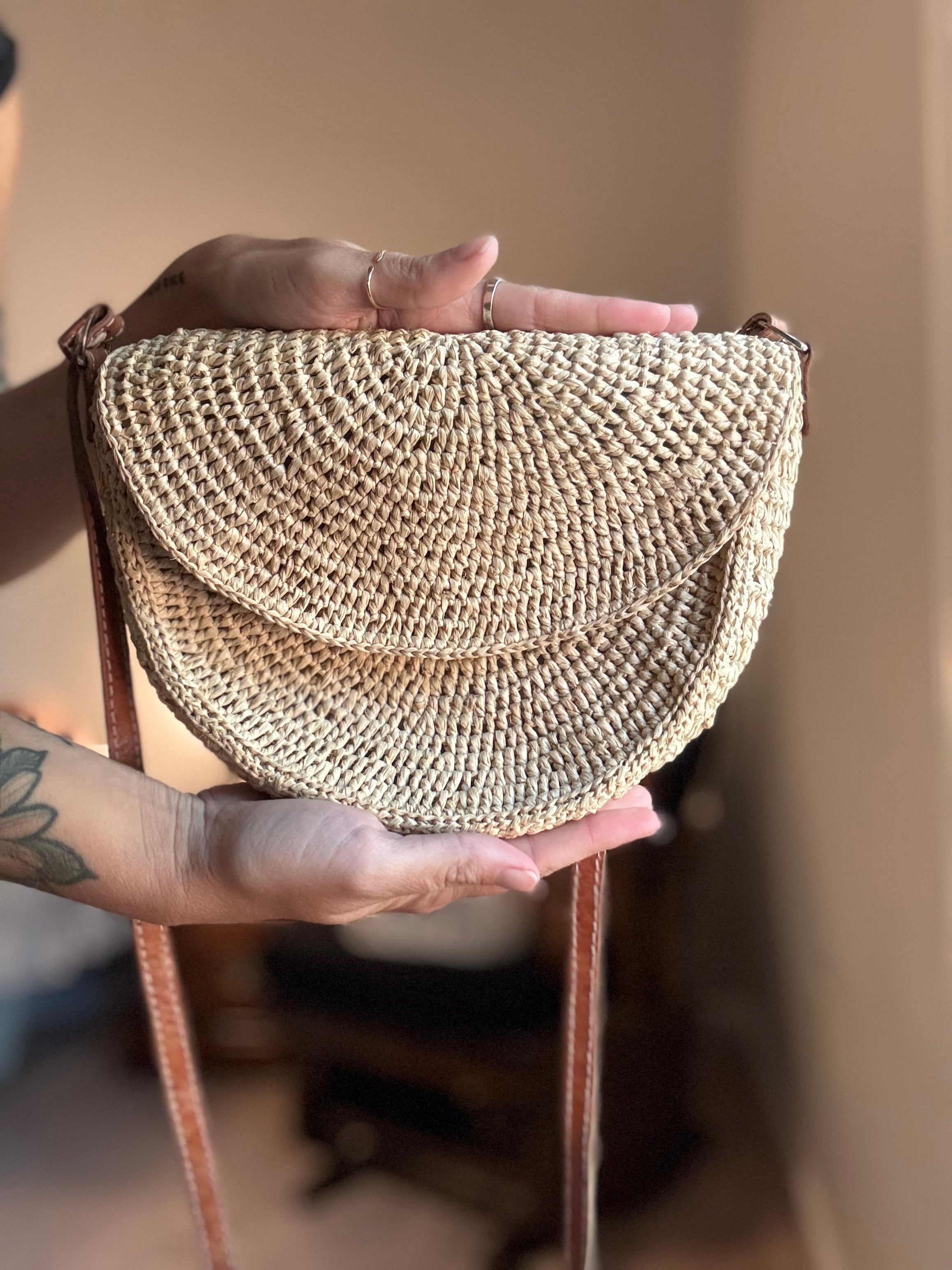 Raw Raffia Cross Body Bag with Leather Strap and Magnetic Closure