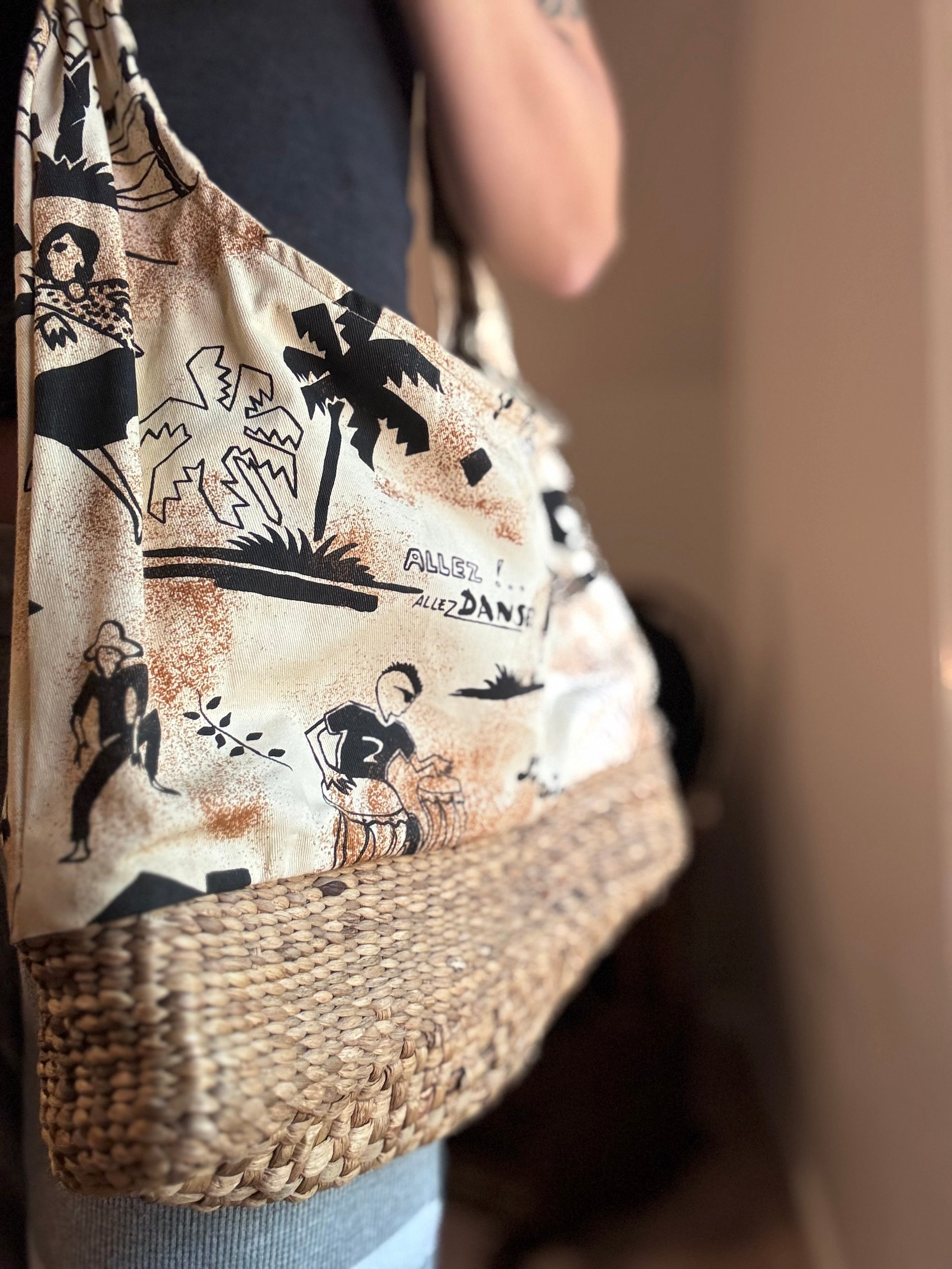 Large Raffia Raw Color Base with Madagascar Print Over The  Shoulder