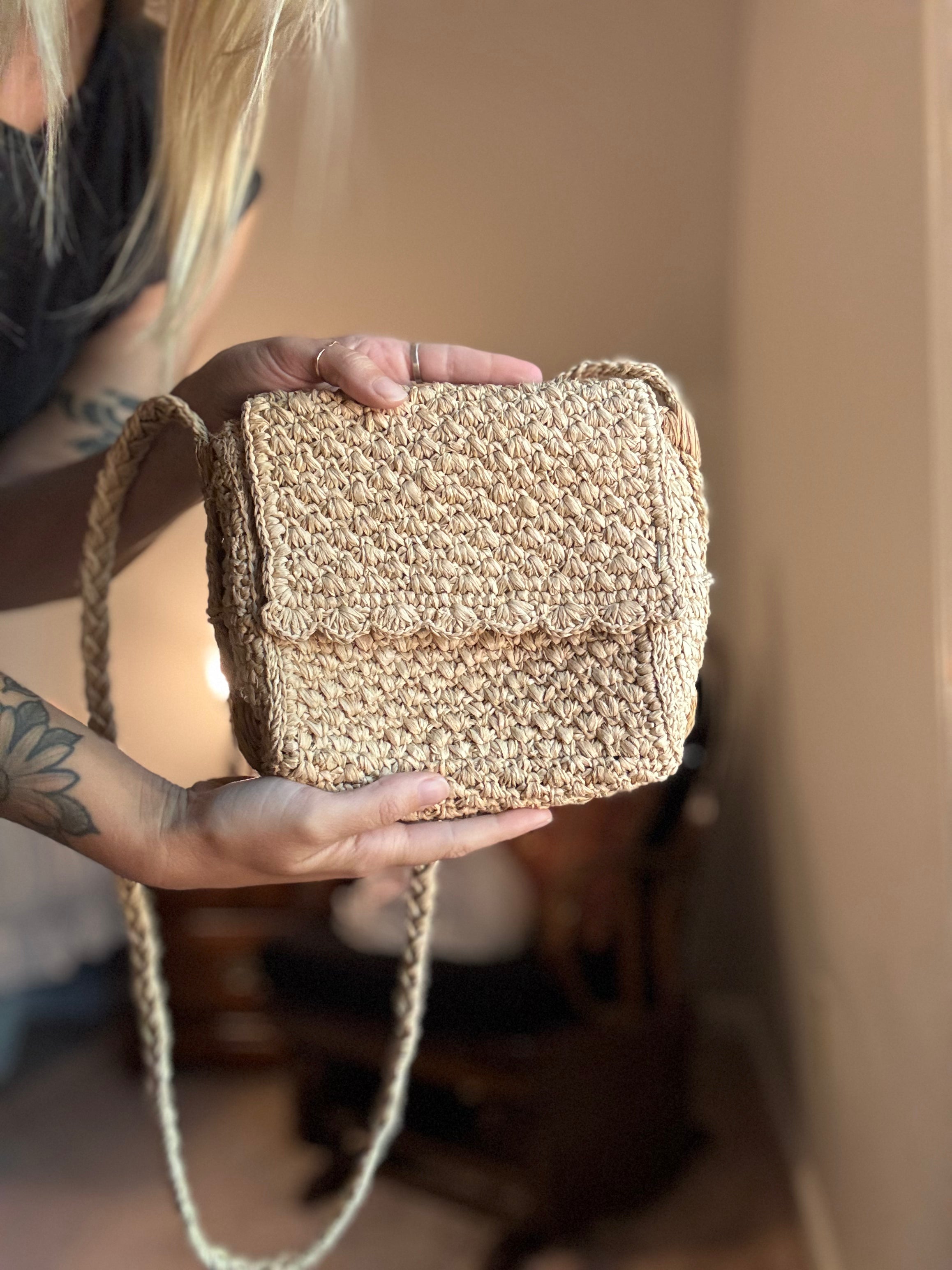 Raffia Raw Coloring Cross Body Bag